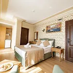 Hotel Grand Hamit 4*
