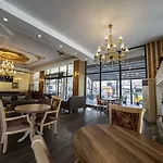 Hotel Grand Hamit